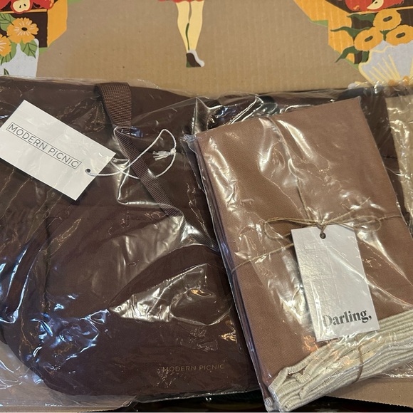 FabFitFun Box - Picture 10 of 15